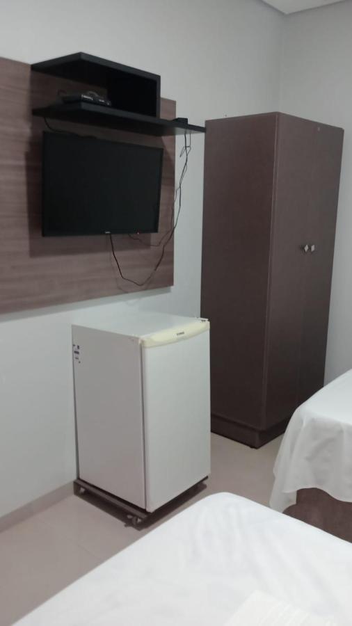 Hotel Plaza Pontes E Lacerda Luaran gambar